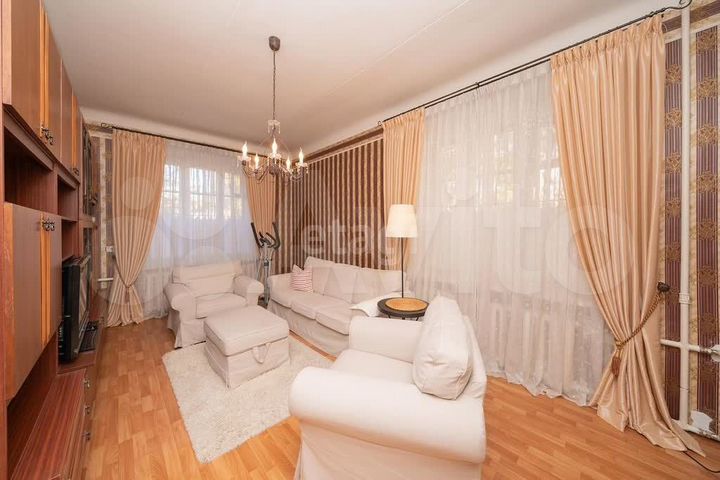 3-к. квартира, 74,2 м², 1/5 эт.