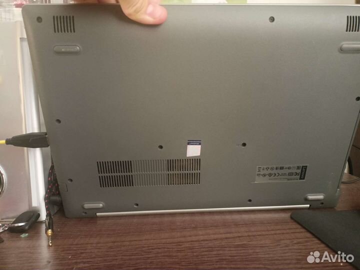 Ноутбук lenevo