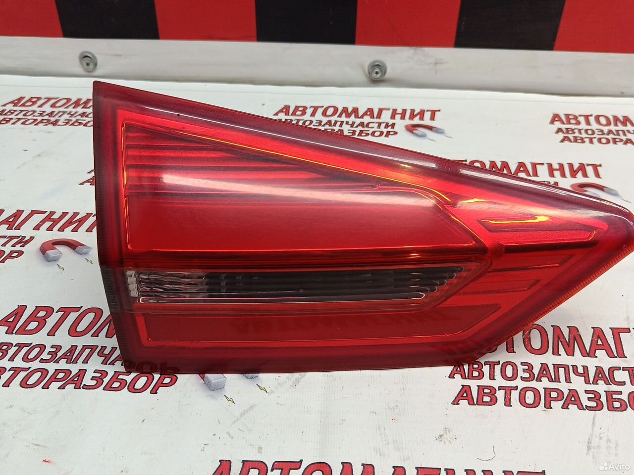 Фонарь крышки багажника левый Geely Atlas NL3