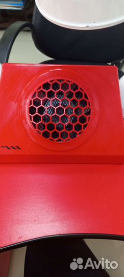 Настольный пылесос для маникюра