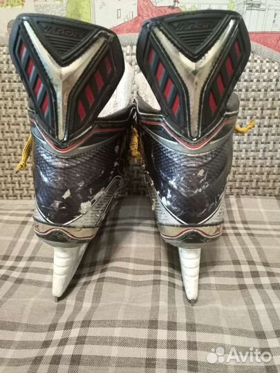 Хоккейные коньки bauer