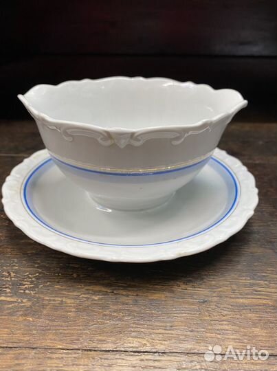 Соусник на блюдце