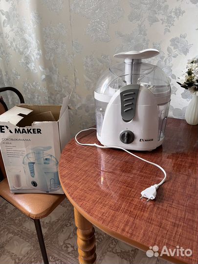 Соковыжималка (не рабочая)