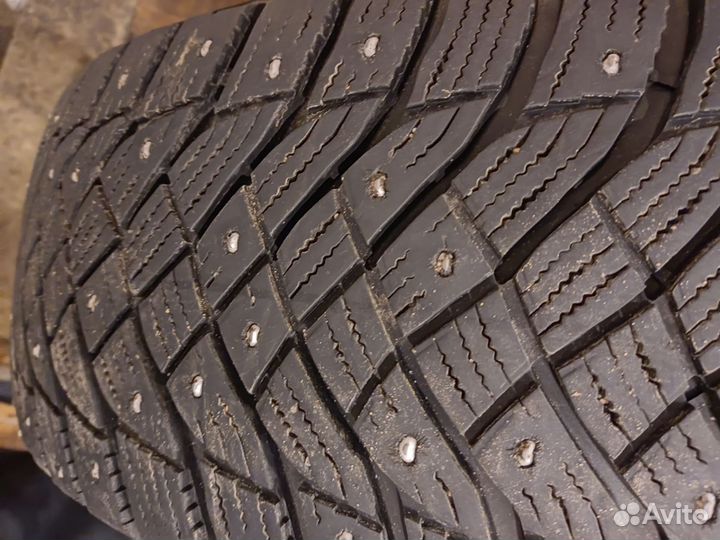 Goodyear UltraGrip Arctic 2 SUV 235/65 R17 108T