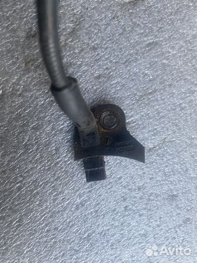 Датчик ABS Citroen C4 Picasso передний