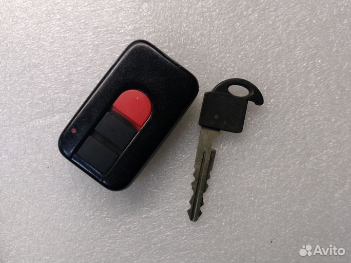 Ключ зажигания Infiniti