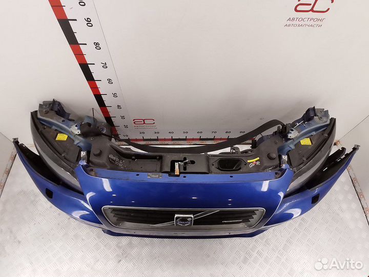 Передняя часть (ноускат) Volvo C30