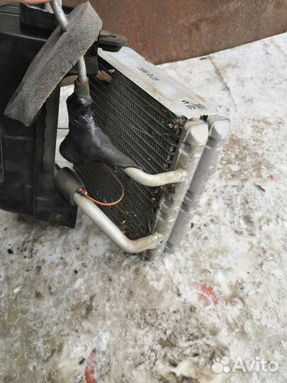 Радиатор Nissan np300