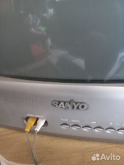 Продам телевизор бу sanyo