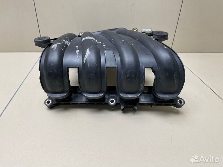 Коллектор впускной Nissan Tiida HR16DE 2008