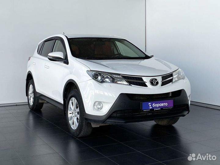 Toyota RAV4 2.2 AT, 2015, 145 380 км