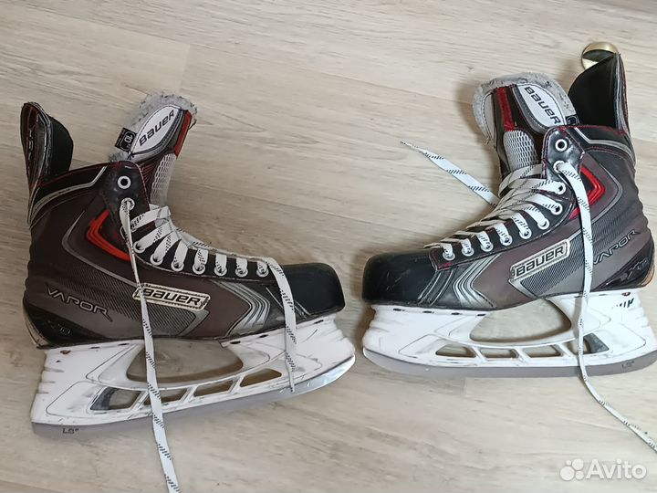Хоккейные коньки Bauer Vapor X90 размер 10 ее