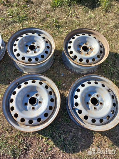 Штампованные диски r16