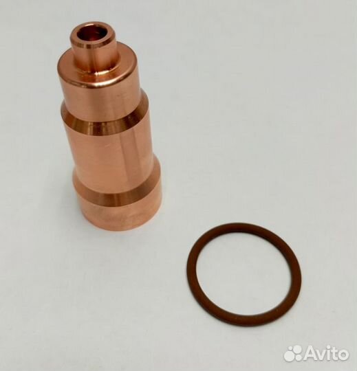 Стакан форсунки MAN 010002360