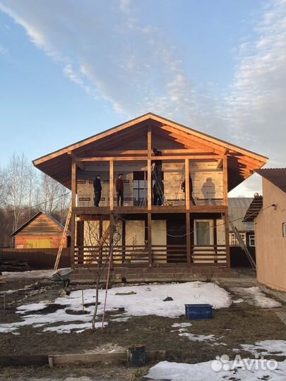 Бригада строителей