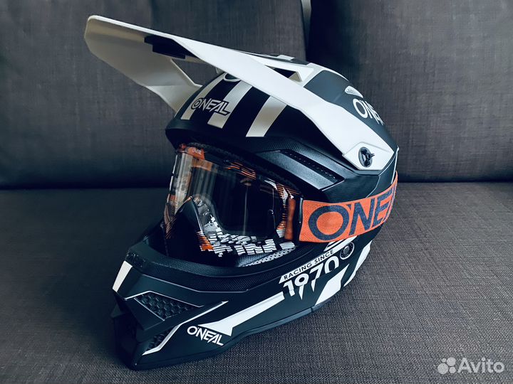 Кроссовый шлем oneal 3Series Interceptor