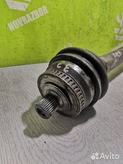 Полуось передняя левая Фольксваген Пассат Б5