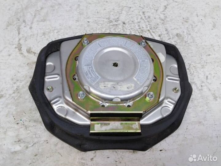 Подушка безопасности в руль