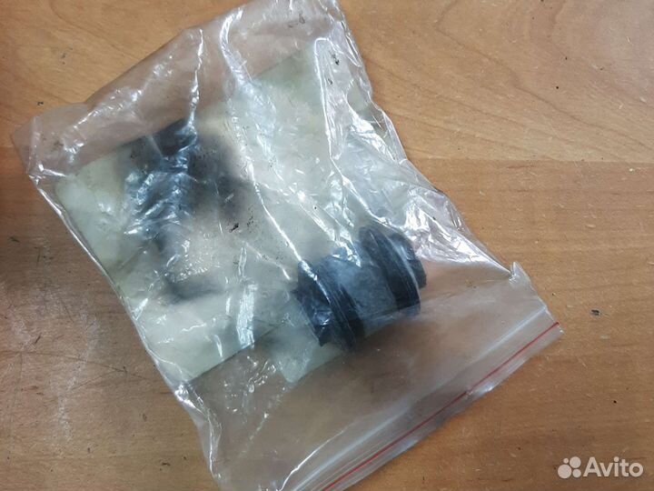 Сайлентблок амортизатора renault logan 1.4-1.6