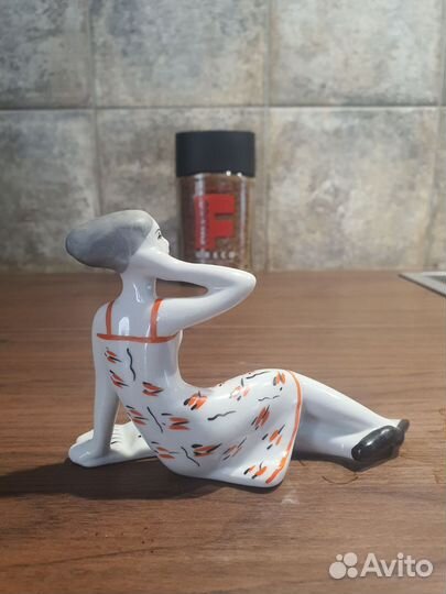 Фарфоровая статуэтка СССР. Сысерть