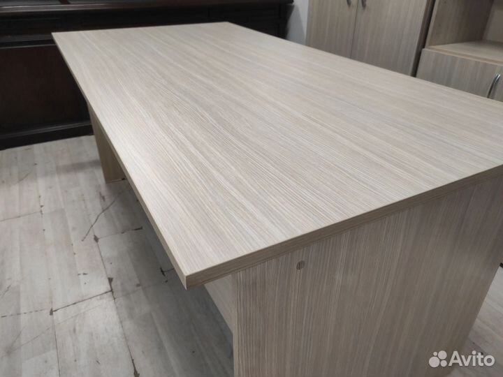 Комплект мебели для руководителя. Новый лд001