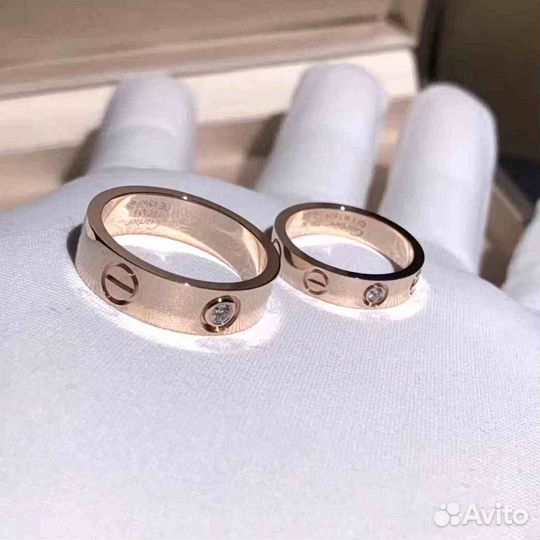 Обручальное кольцо Cartier Love 0,02 ct