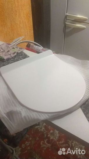 Крышка унитаза с микролифтом