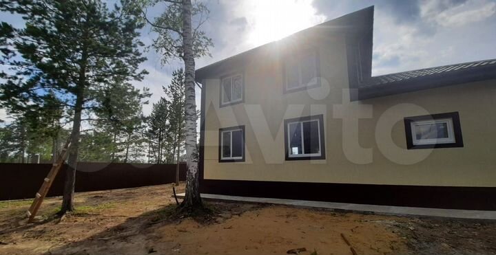 Дом 160 м² на участке 5 сот.