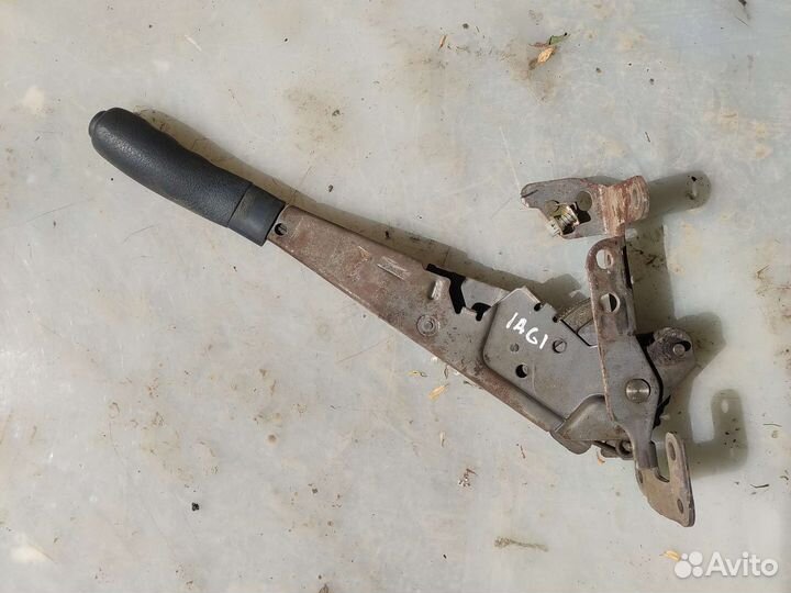 Стояночный тормоз ручник Рено лагуна 1