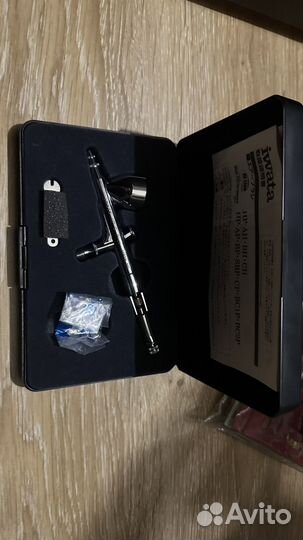 Аэрограф Iwata