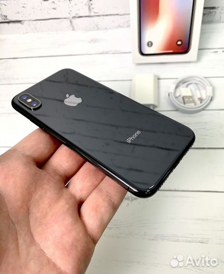 iPhone X, 64 ГБ
