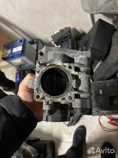 Дросельная заслонка Geely Emgrand EC7