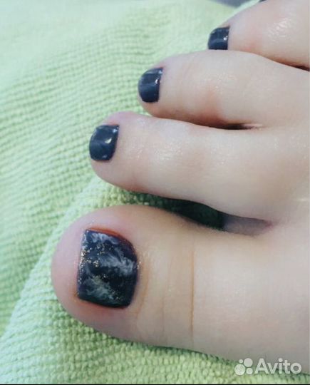 Маникюр педикюр