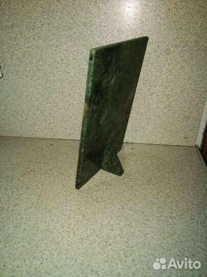 Картина настольная каменная