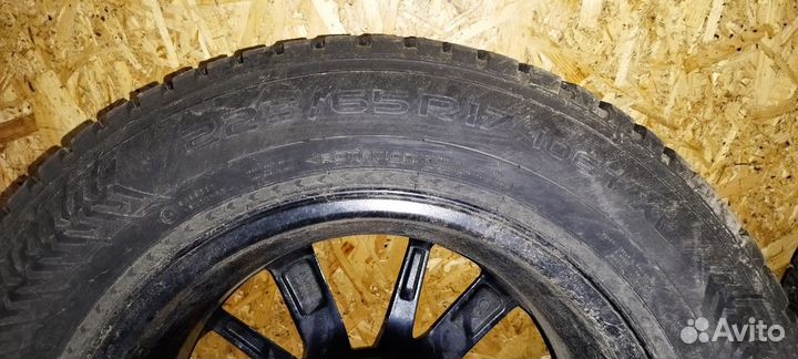 Nokian Tyres Hakkapeliitta 8 SUV 225/65 R17