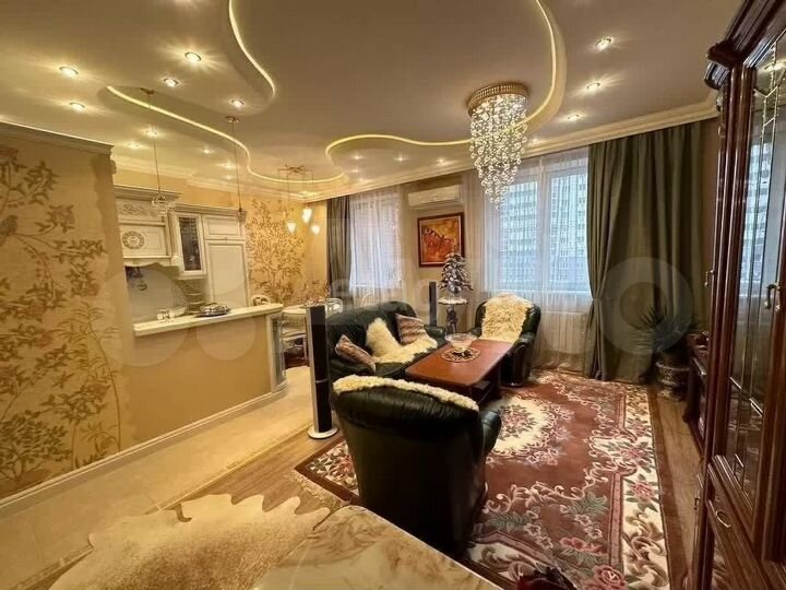 2-к. квартира, 72 м², 4/15 эт.