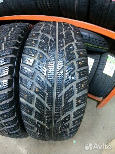 Kumho I'Zen RV Stud KC16 225/70 R16