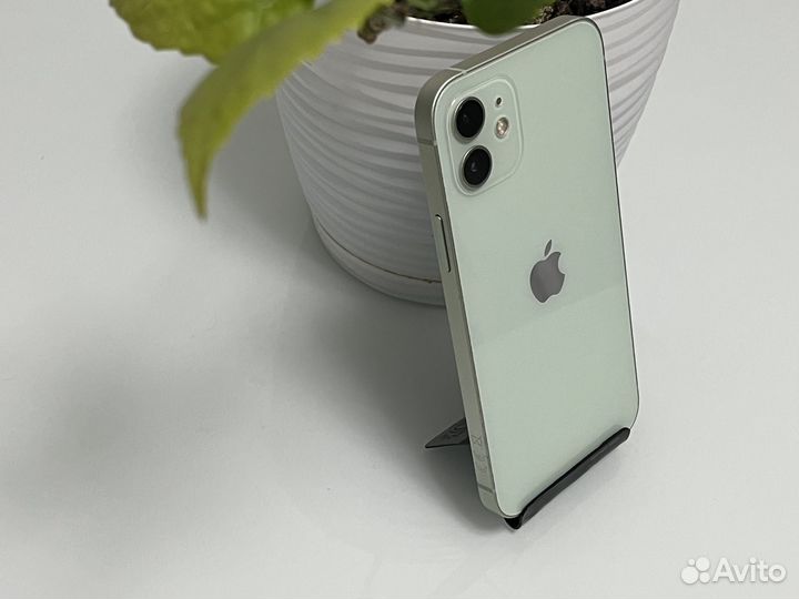 iPhone 12, 64 ГБ