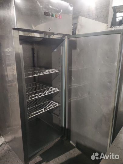 Холодильный шкаф Gastrorag