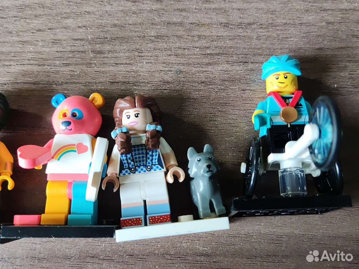 Lego minifigures
