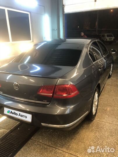 Volkswagen Passat 1.8 AMT, 2014, битый, 202 000 км