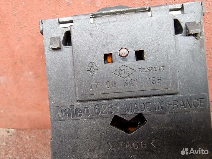 Кнопка коректора фар рено Master 3