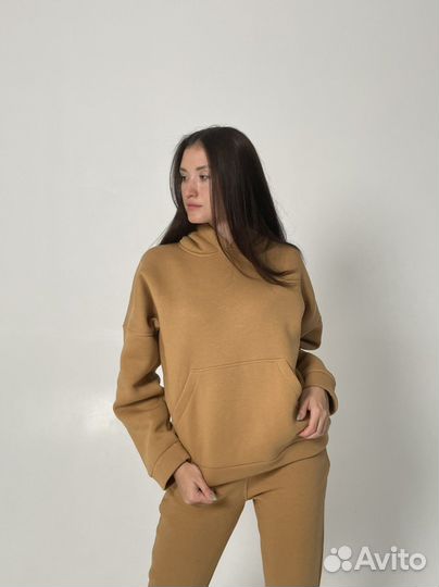 Спортивный костюм женский