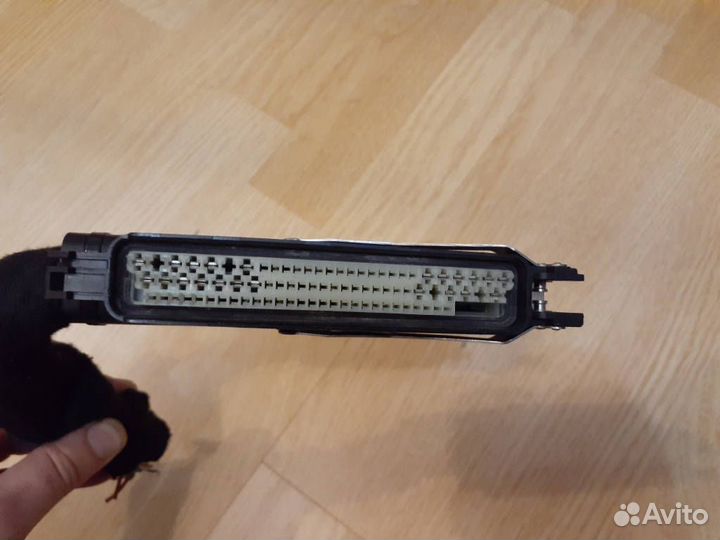 Разъем VAG audi A8 D2 1928402199