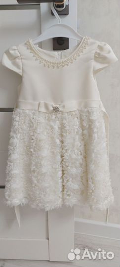 Платье праздничное на девочку 92