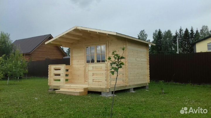 Маленький домик с крыльцом 2,9х3,6 м (весна-осень)
