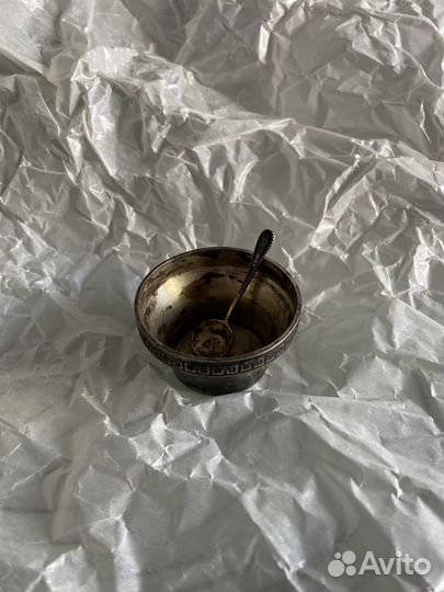 Антикварная солонка с ложечкой. Серебро 916 пр