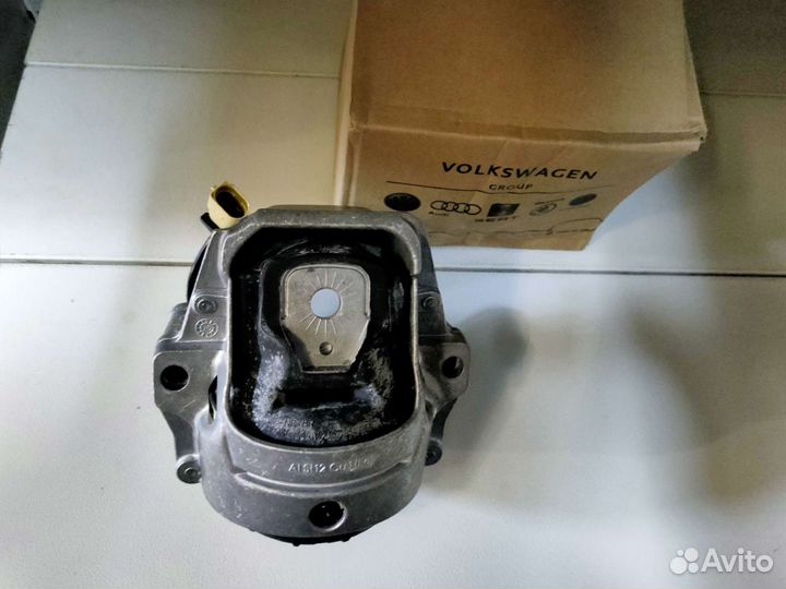 Подушка опора двигателя Audi A4 B8 Audi A5 CDN CAE