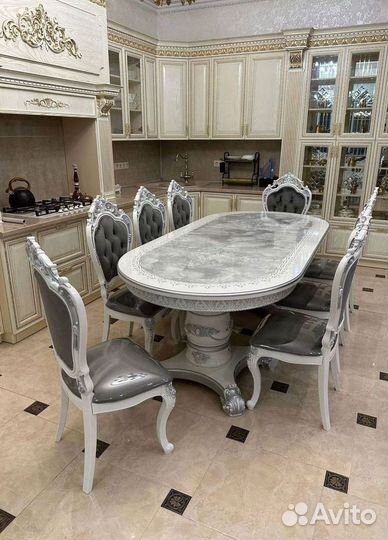 Комплект стол и стулья