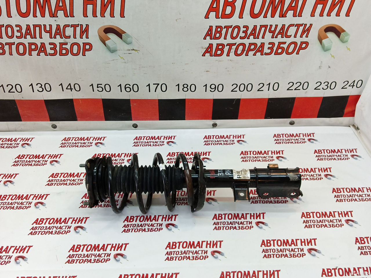 Амортизатор стойка передняя правая Хендай Туксон 3